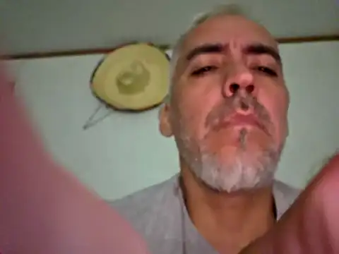 Snapshot of Xoc8_ chatting on 05-09-26, 04:50 Xoc8 online show from 05-09-26, 04:50