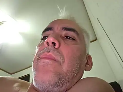 Snapshot of Xoc8_ chatting on 05-29-26, 01:58 Xoc8 online show from 05-29-26, 01:58