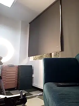 AnthonelaDuque online show from 12-17-25, 11:38