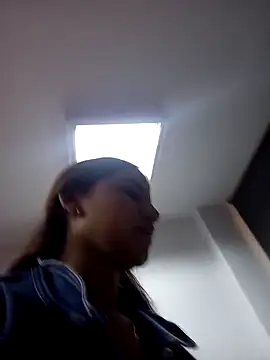 AnthonelaDuque online show from 12-18-25, 11:38