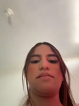 AnthonelaDuque online show from 02-14-26, 12:02