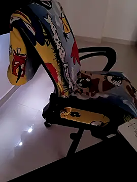 Snapshot of Selina_6 chatting on 12-21-24, 06:41 Selina 6 online show from 12-21-24, 06:41