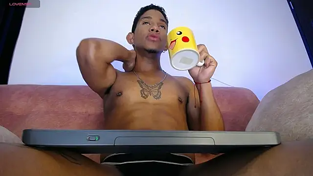 Palo santo online show from 04-20-26, 08:06