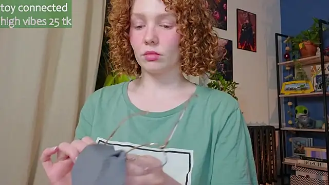 Snapshot of _lightmyfire chatting on 02-19-25, 07:27 lightmyfire online show from 02-19-25, 07:27