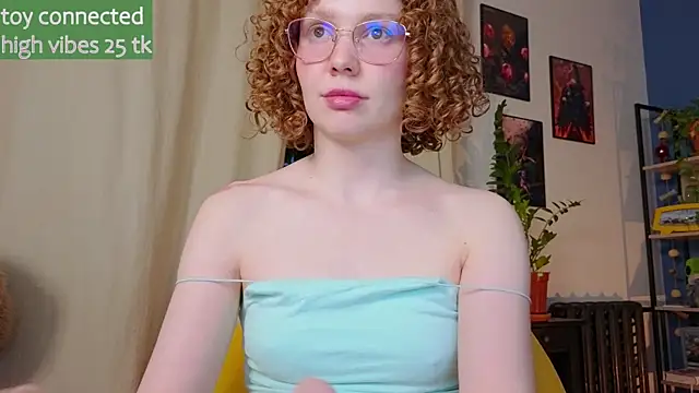 Snapshot of _lightmyfire chatting on 03-01-25, 03:27 lightmyfire online show from 03-01-25, 03:27