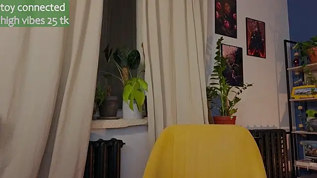 Snapshot of _lightmyfire chatting on 03-05-25, 10:43 lightmyfire online show from 03-05-25, 10:43