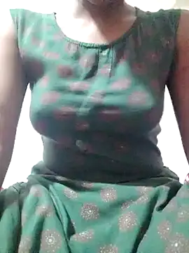 Snapshot of rituporna2004 chatting on 01-21-25, 01:43 rituporna2004 online show from 01-21-25, 01:43