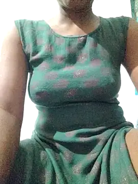 rituporna2004 online show from 11-24-25, 01:55