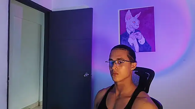 Snapshot of alejo_x3 chatting on 04-14-26, 10:27 alejo x3 online show from 04-14-26, 10:27