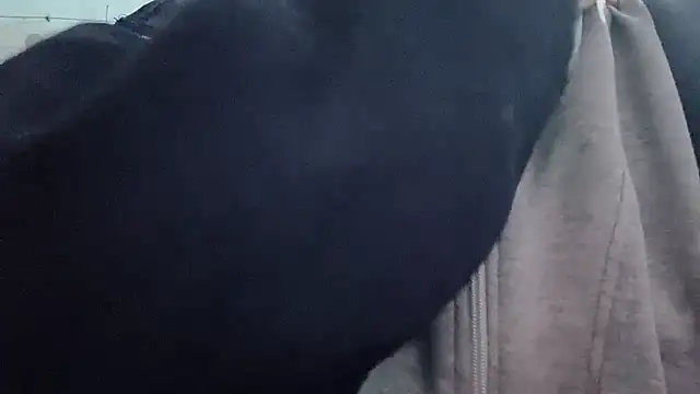 Baenee online show from 11-28-25, 03:20