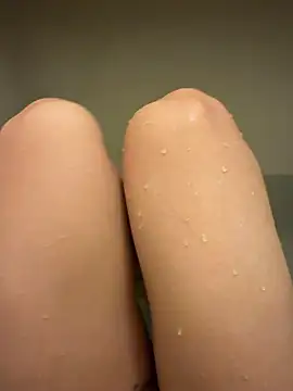 Snapshot of matu050556 chatting on 11-14-25, 11:42 matu050556 online show from 11-14-25, 11:42