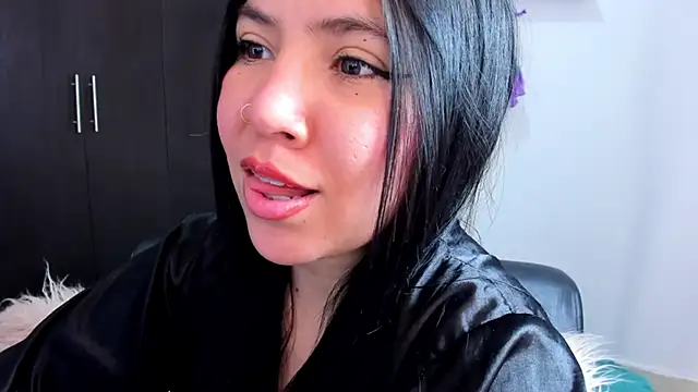 AilynRed online show from 03-08-25, 09:40