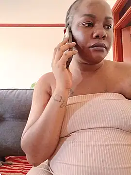 Snapshot of Babez_show chatting on 05-20-26, 07:14 Babez show online show from 05-20-26, 07:14