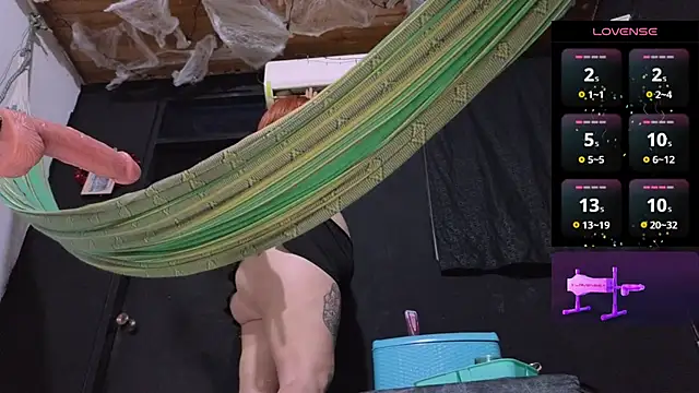 Snapshot of waterfalls_girl chatting on 12-27-24, 08:02 waterfalls girl online show from 12-27-24, 08:02