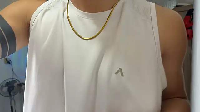 Kisan Smith online show from 02-18-26, 04:08