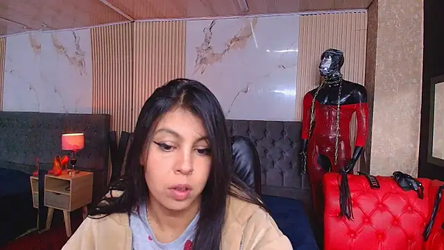 Snapshot of Juliet_Nasty chatting on 06-19-26, 11:36 Juliet Nasty online show from 06-19-26, 11:36