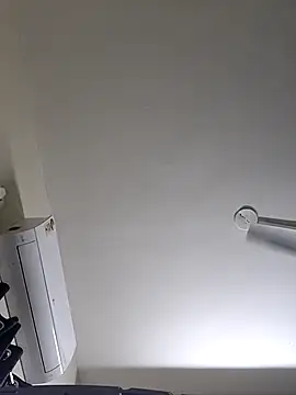 Snapshot of Leeeezzzz_roy chatting on 10-02-25, 05:53 Leeeezzzz roy online show from 10-02-25, 05:53