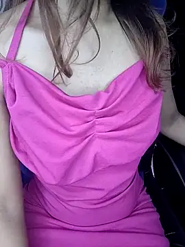 Snapshot of Leeeezzzz_roy chatting on 10-18-25, 02:47 Leeeezzzz roy online show from 10-18-25, 02:47