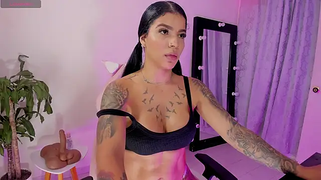 EmmaRusellx online show from 04-20-26, 11:50