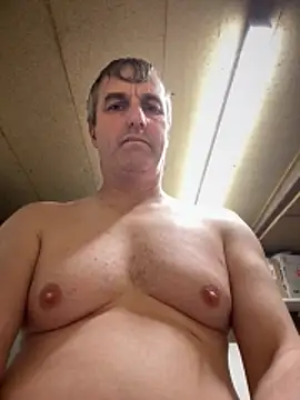 Snapshot of Fatbigtitsmarc chatting on 10-19-25, 07:14 Fatbigtitsmarc online show from 10-19-25, 07:14