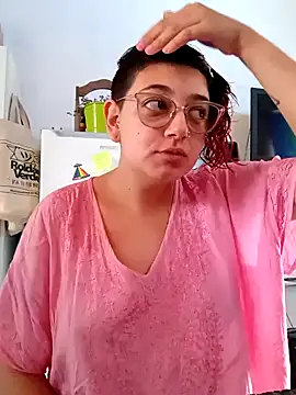 Snapshot of ConeNella chatting on 12-22-24, 02:06 ConeNella online show from 12-22-24, 02:06