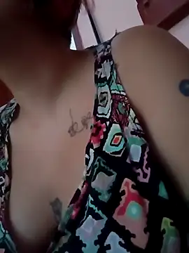 Snapshot of ConeNella chatting on 12-29-24, 10:03 ConeNella online show from 12-29-24, 10:03