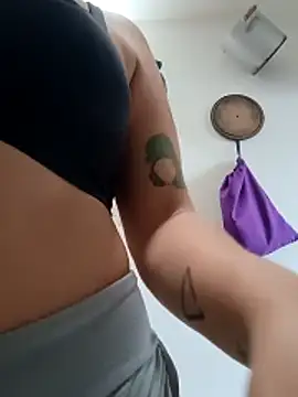 Snapshot of ConeNella chatting on 01-06-25, 03:29 ConeNella online show from 01-06-25, 03:29