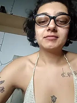 Snapshot of ConeNella chatting on 11-26-25, 10:55 ConeNella online show from 11-26-25, 10:55