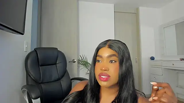 charlotte tiller online show from 07-28-26, 05:14