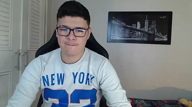 Plug Control online show from 12-26-24, 04:36