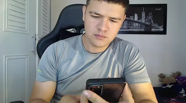 Plug Control online show from 01-28-25, 01:49