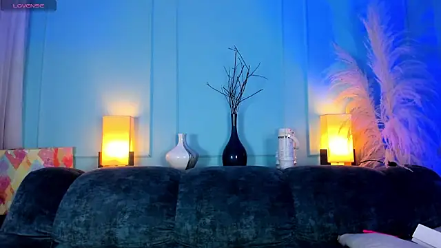 Snapshot of Courtney_gonet chatting on 10-18-25, 01:12 Courtney gonet online show from 10-18-25, 01:12