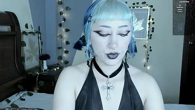 Snapshot of BlueBerry____ chatting on 09-10-25, 10:10 BlueBerry     online show from 09-10-25, 10:10