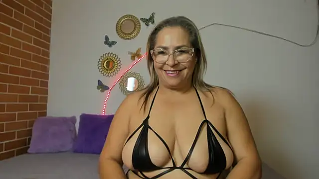 maja hills online show from 01-11-25, 08:21