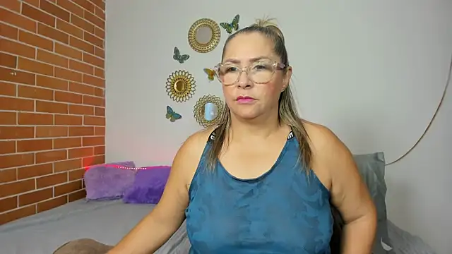 maja hills online show from 01-13-25, 01:17