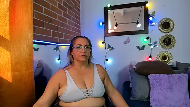 maja hills online show from 02-22-25, 08:42