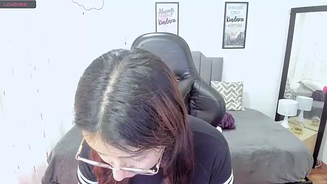 Amy joones online show from 09-17-25, 11:56