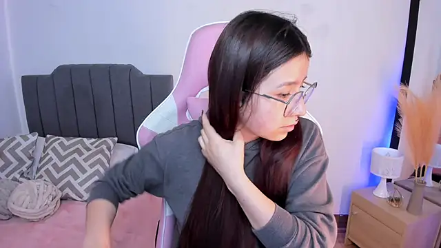 Amy joones online show from 04-27-26, 11:30