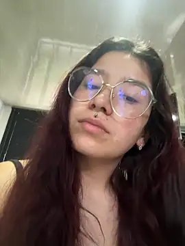 Amy joones online show from 05-18-26, 04:13