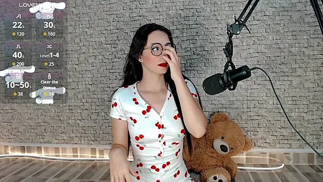 emma unu online show from 06-06-26, 03:00
