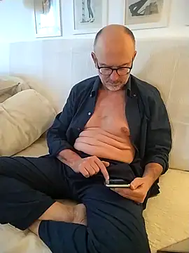 MadProfessor online show from 03-04-25, 01:28