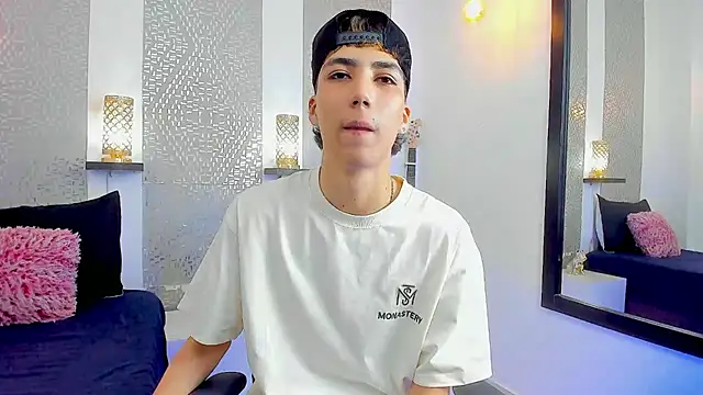 Nikolay Gregori online show from 01-24-25, 07:41