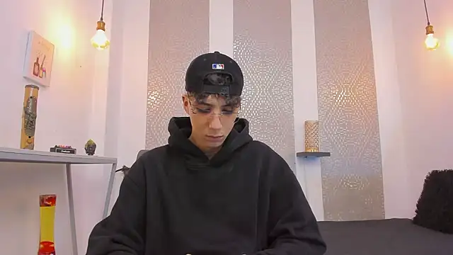 Nikolay Gregori online show from 11-03-25, 04:14