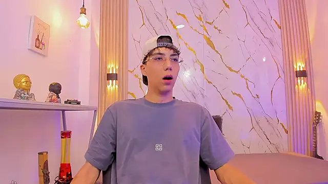 Nikolay Gregori online show from 03-08-26, 04:27