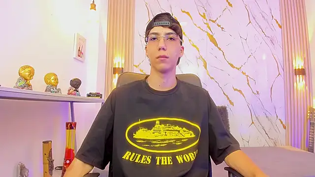 Nikolay Gregori online show from 04-24-26, 03:53