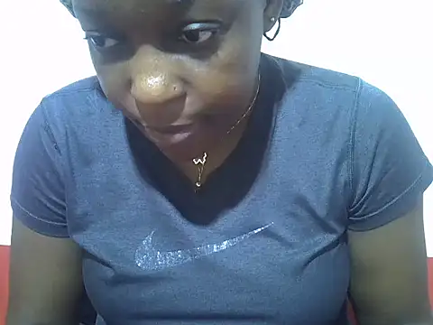 Snapshot of miss_tash chatting on 12-15-25, 10:36 miss tash online show from 12-15-25, 10:36