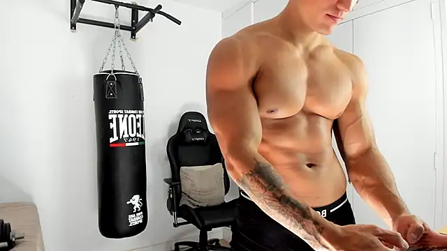 dan01  online show from 10-28-25, 08:44