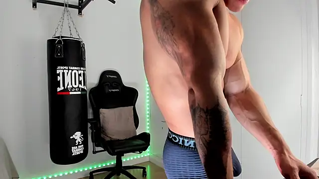 dan01  online show from 04-17-26, 07:17