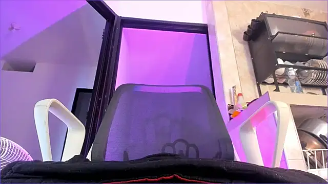 CandyLatinHott online show from 03-16-26, 05:44