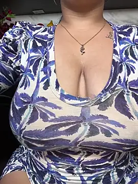 Snapshot of kalpanaaishaa chatting on 06-05-26, 09:59 kalpanaaishaa online show from 06-05-26, 09:59